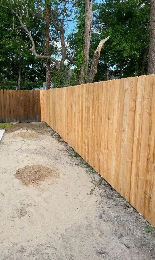 Wood privacy fence installed in Slidell, Louisiana